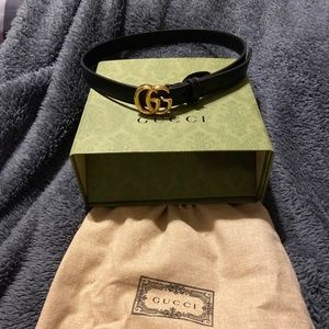 GG Marmont thin leather belt with shiny buckle(Size 70)